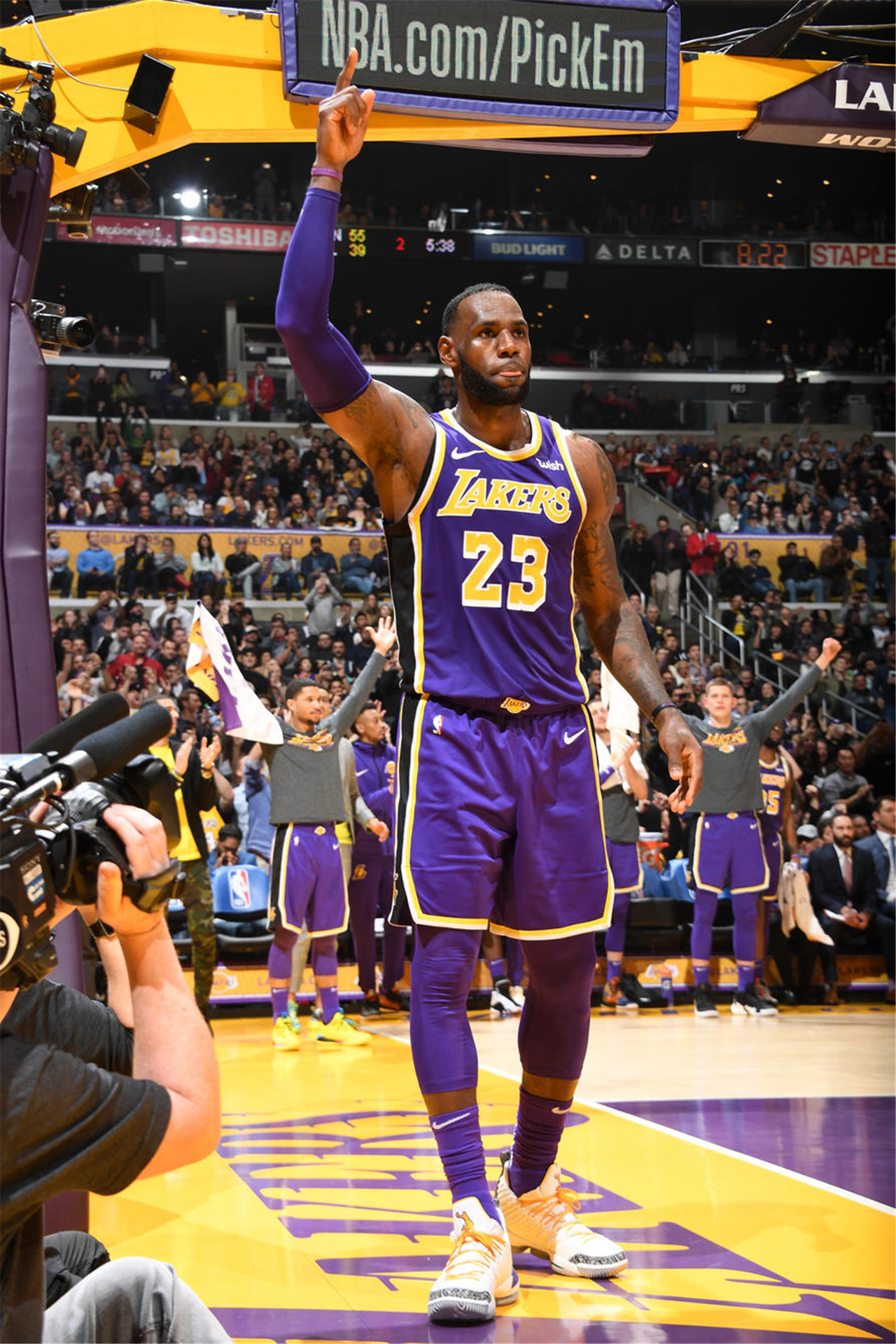 回到赛场与 回到赛场与