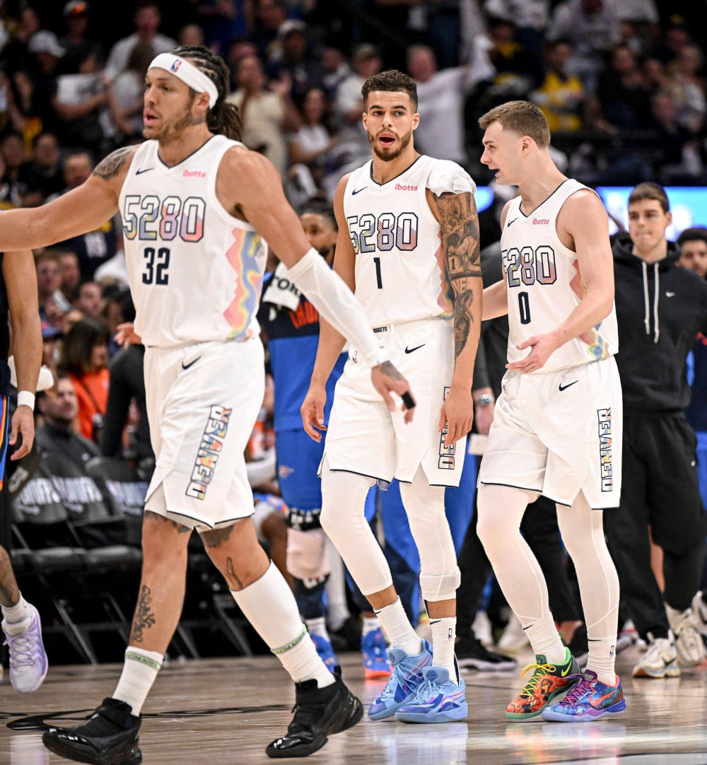 右侧弱侧打 右侧弱侧打