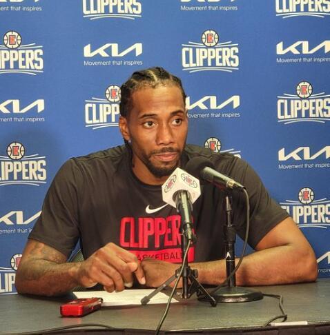 的篮板保护 的篮板保护